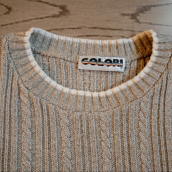 light grey knit tee - Picture 5 of 8